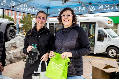 Two GoGreen volunteers